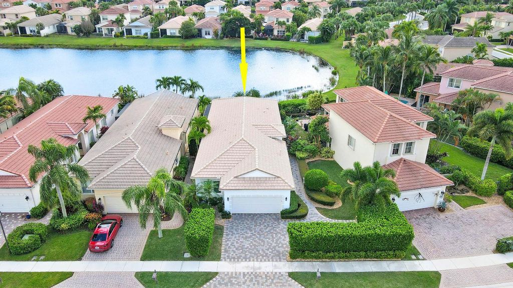 Photo of 218 Isle Verde Way, Palm Beach Gardens, FL 33418 (MLS # R11151757)