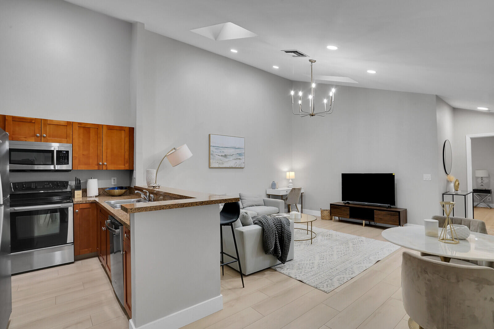 1251 NW Periwinkle Place