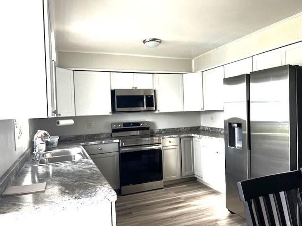 Photo of 120 W Main Street, Pahokee, FL 33476 (MLS # R10975201)