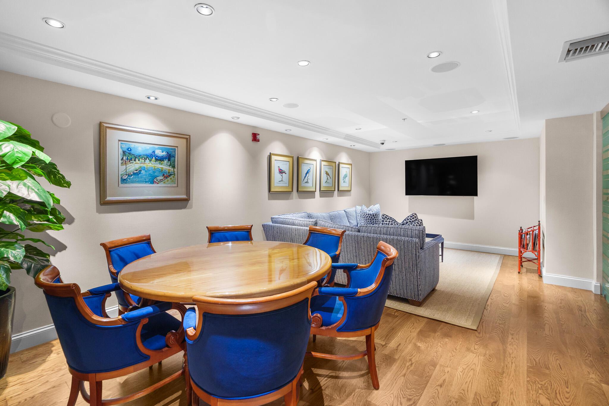 One City Plaza - Residential