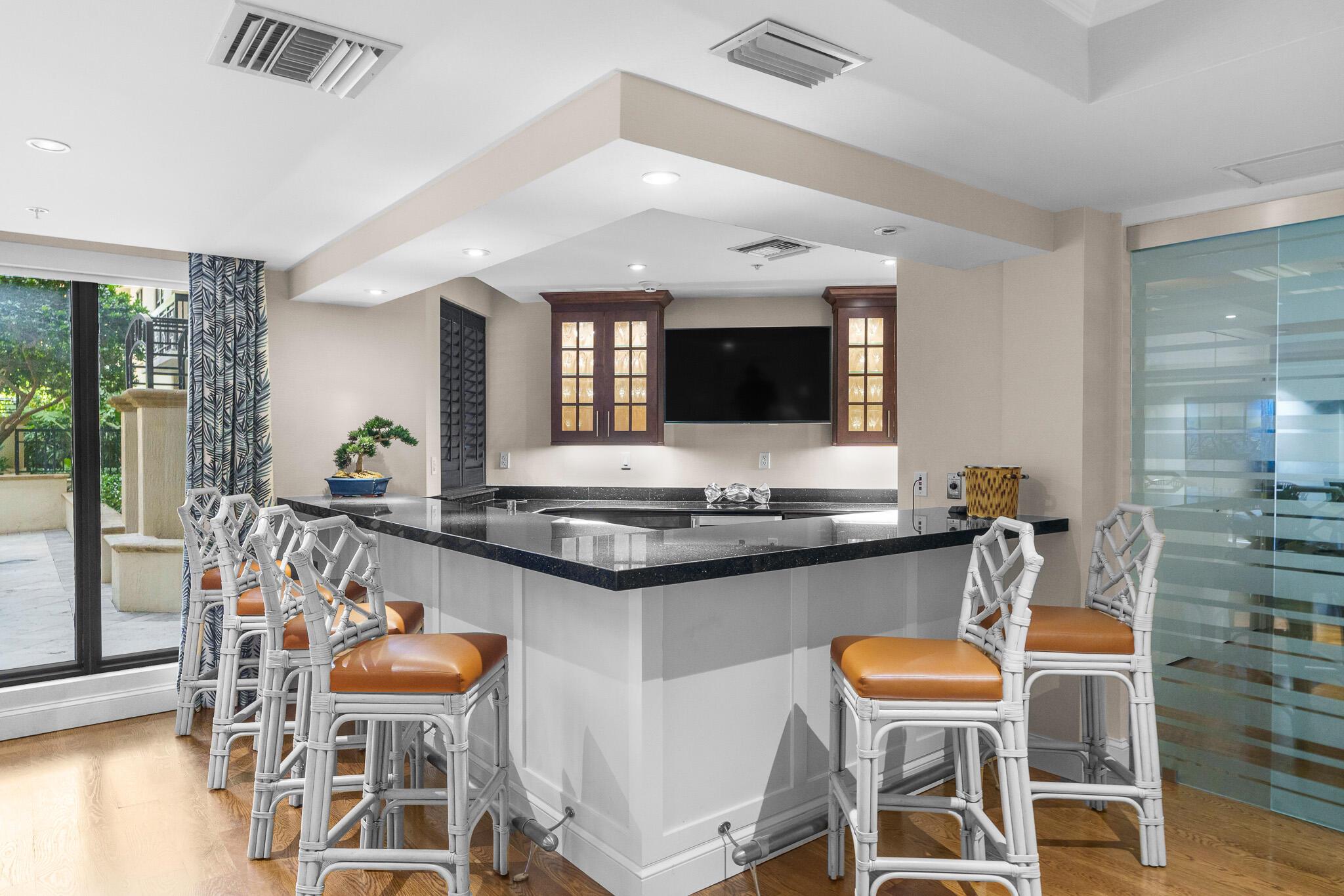 One City Plaza - Residential