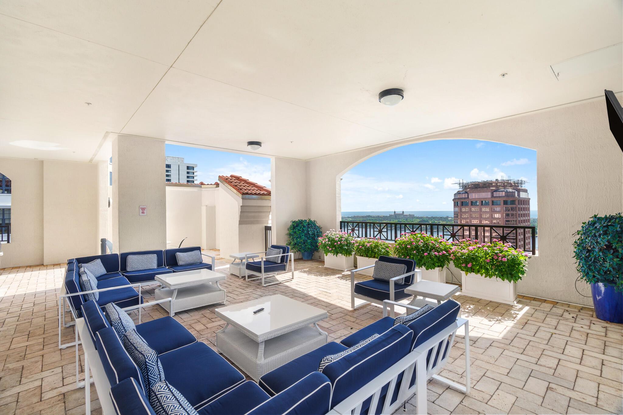 One City Plaza - Residential