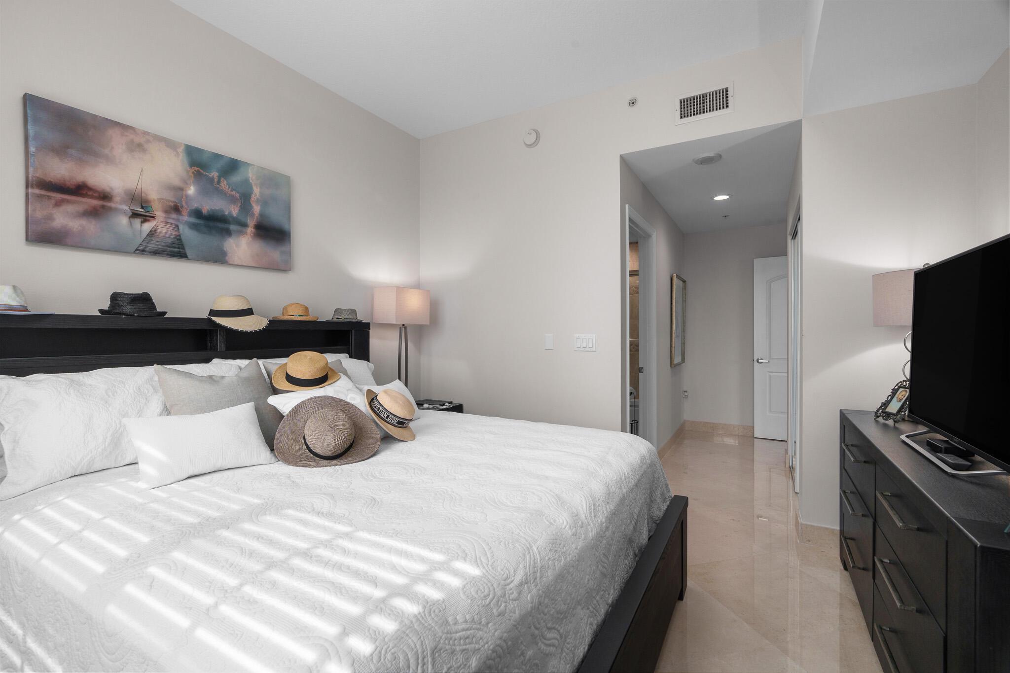 One City Plaza - Residential