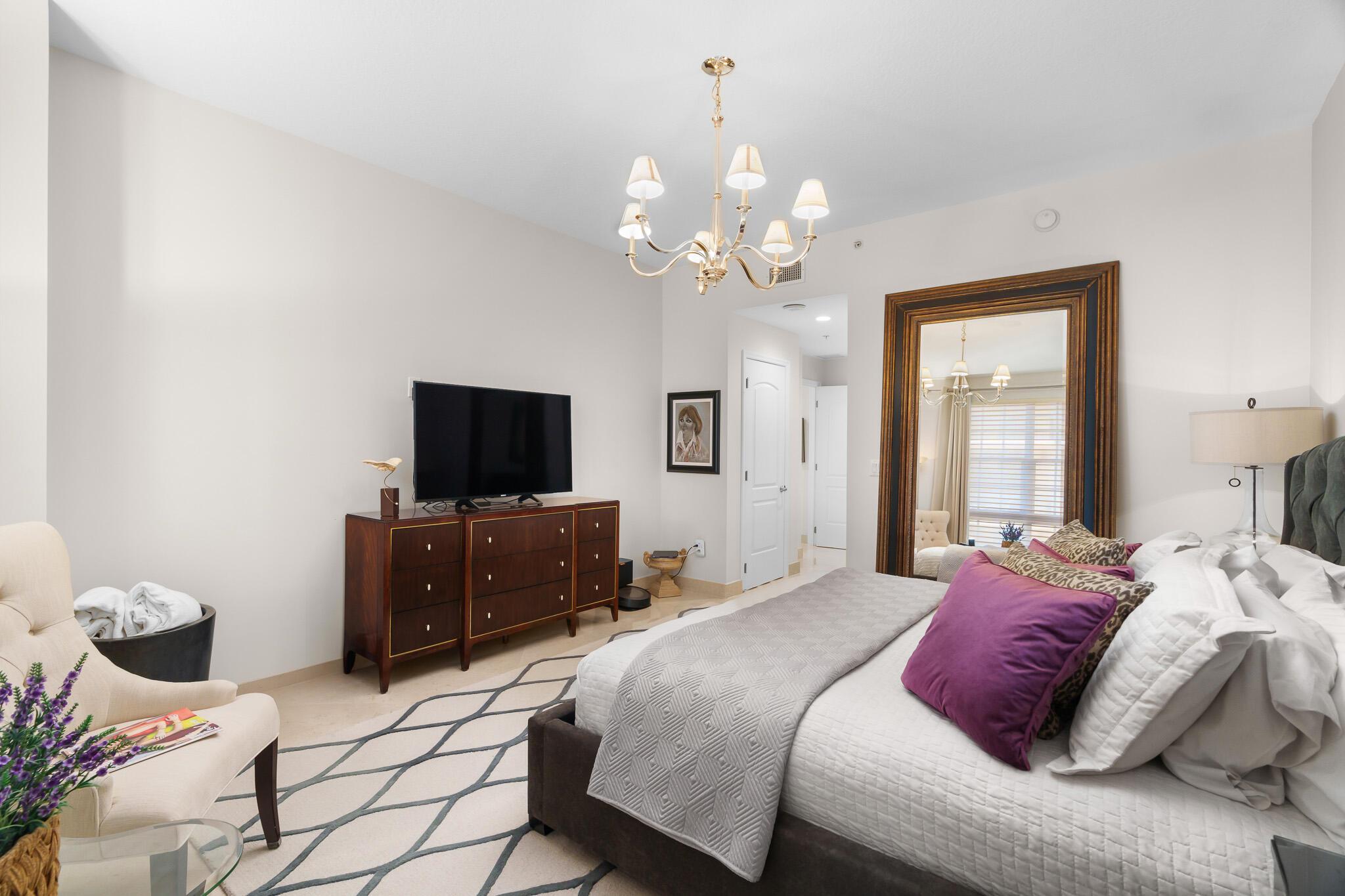 One City Plaza - Residential