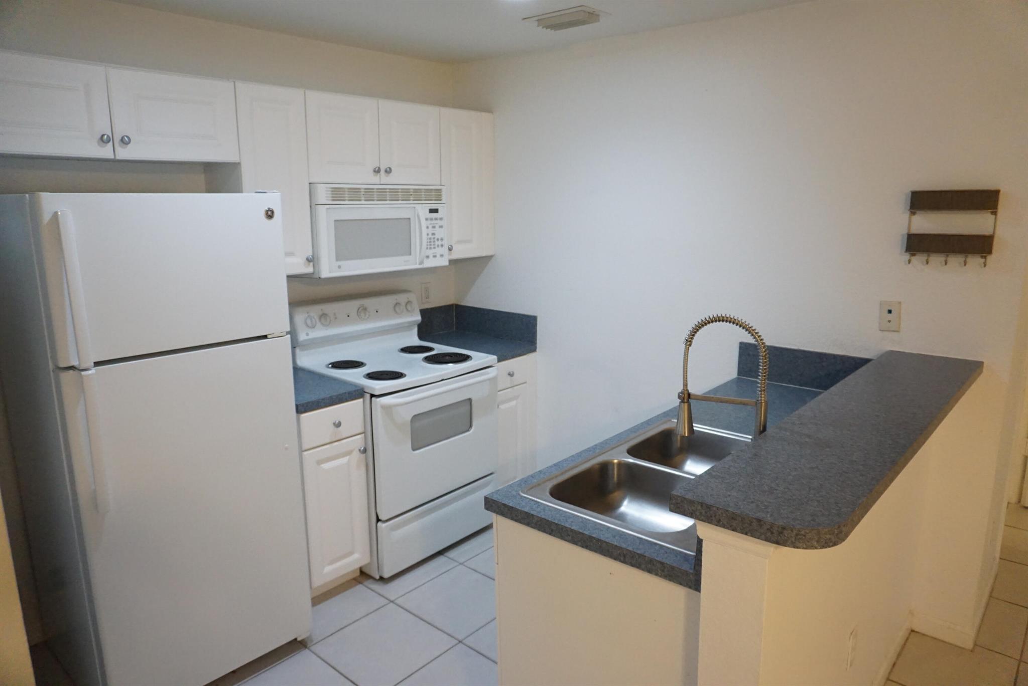 MARSH HARBOUR 3 CONDO - Residential Lease