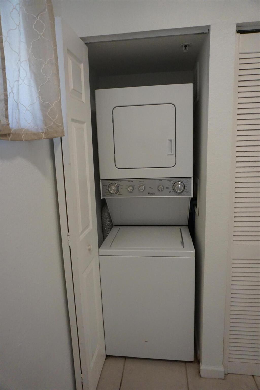 MARSH HARBOUR 3 CONDO - Residential Lease