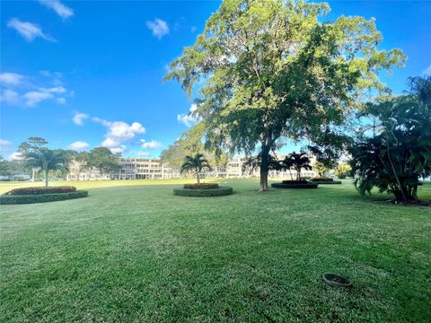 A home in Deerfield Beach