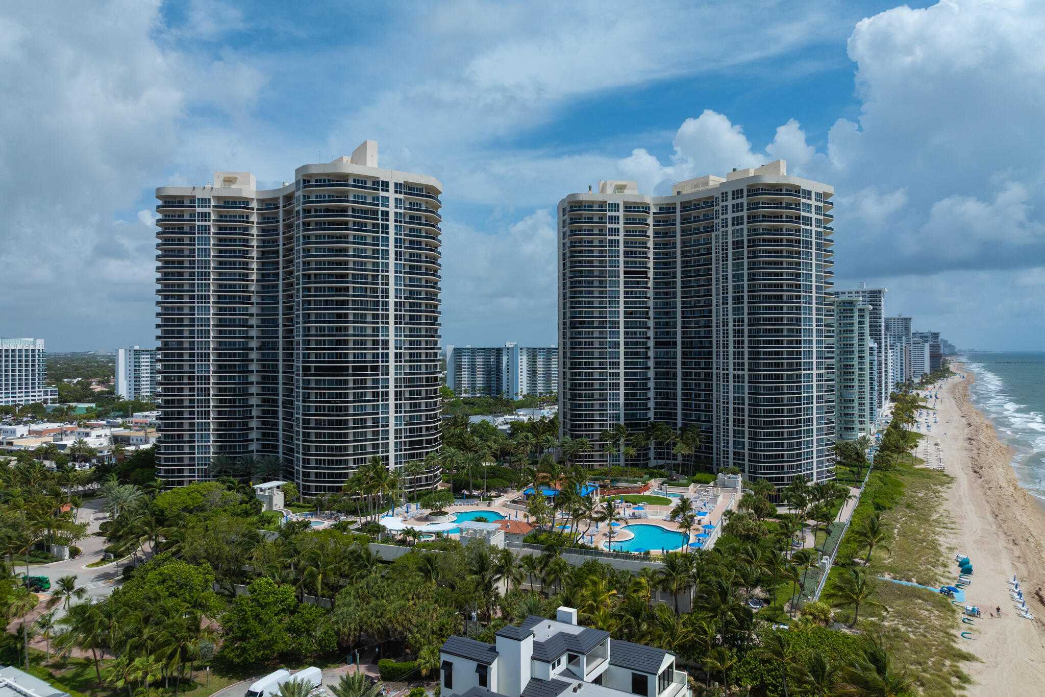 LHERMITAGE I CONDOMINIUM - Residential