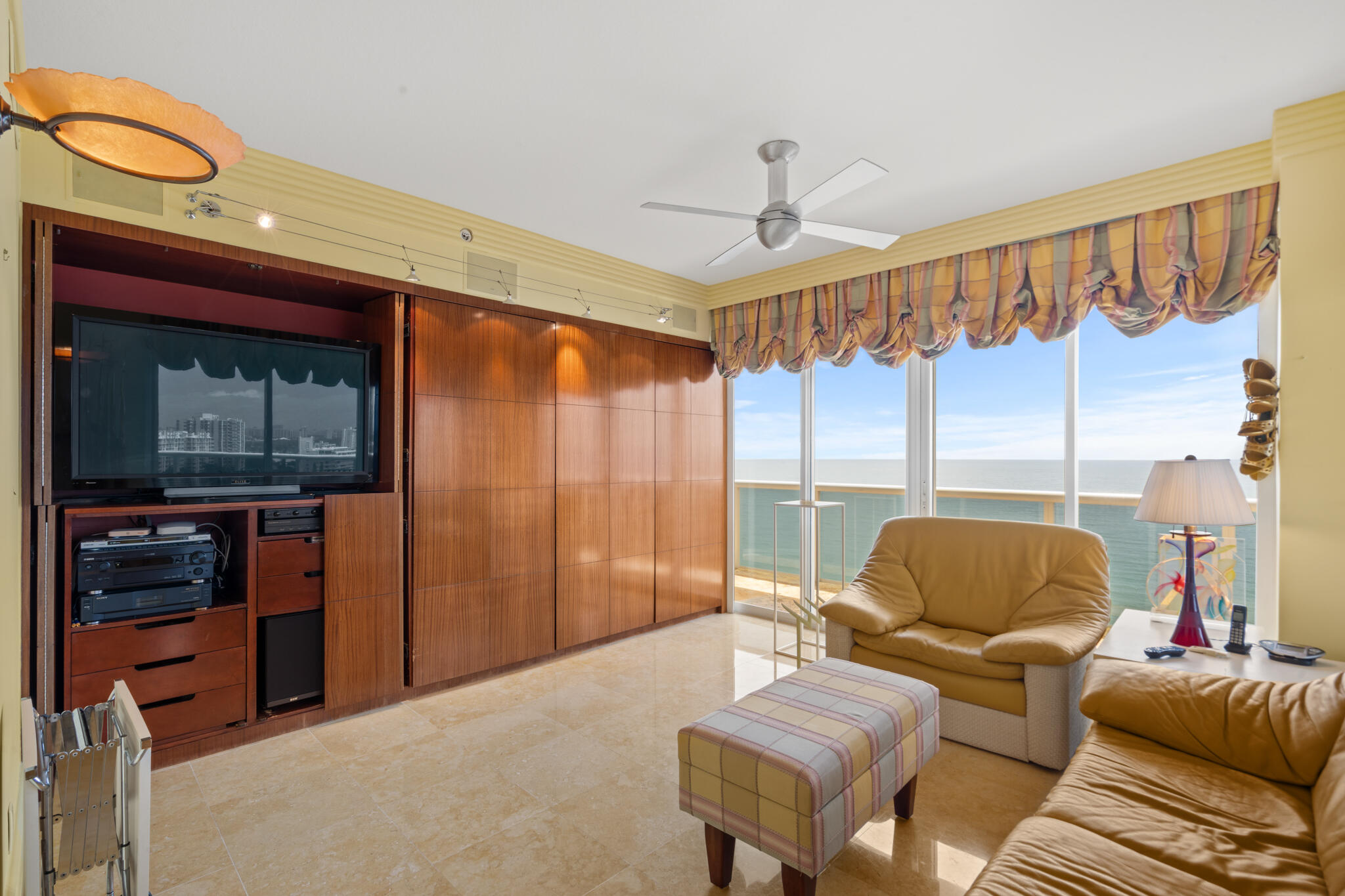 LHERMITAGE I CONDOMINIUM - Residential