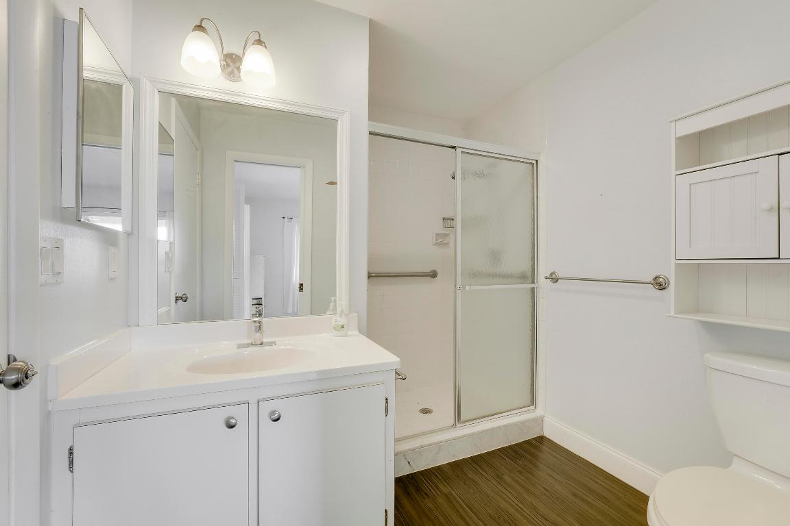 PALM GREENS AT VILLA DEL RAY CONDO II - Residential