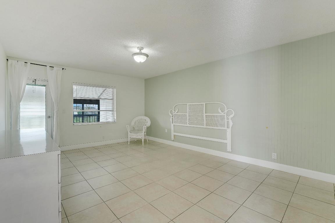 PALM GREENS AT VILLA DEL RAY CONDO II - Residential