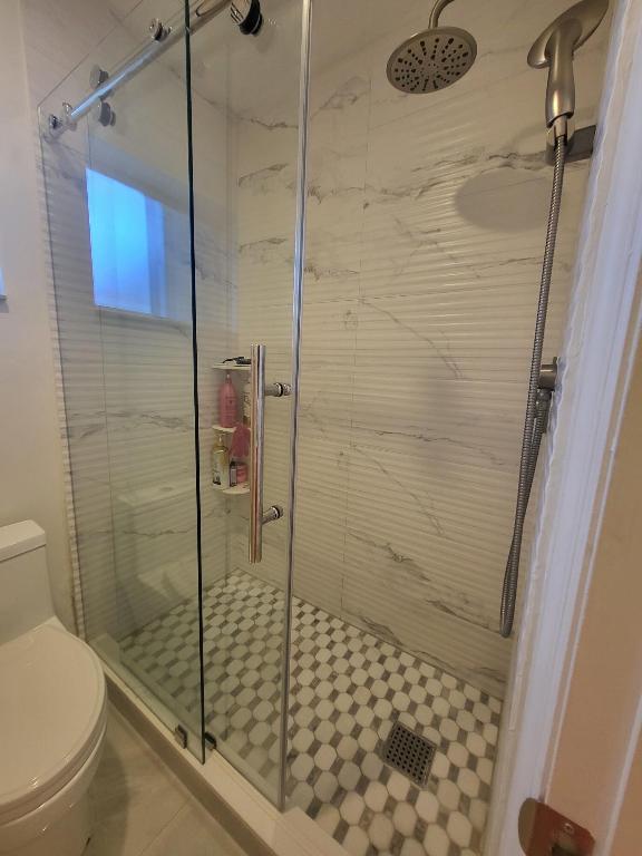 HAINLIN MILL ESTATES SEC 3 - Residential