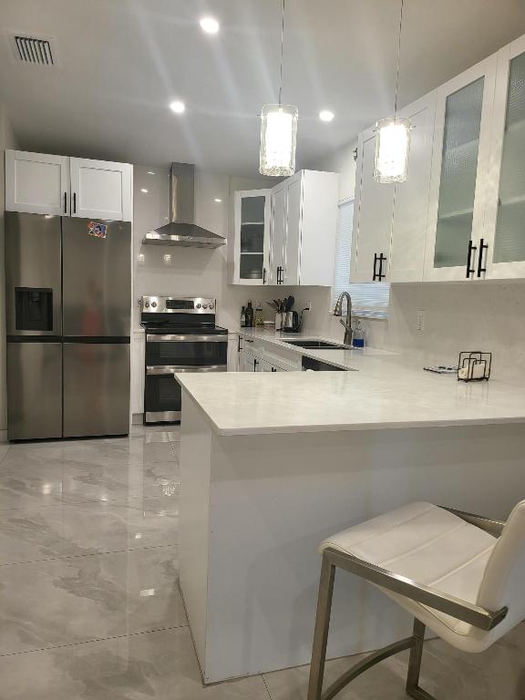 HAINLIN MILL ESTATES SEC 3 - Residential