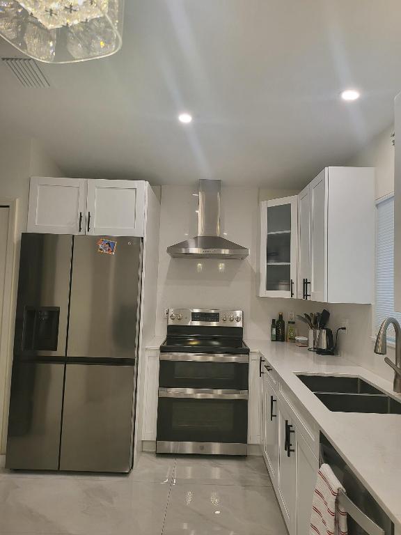 HAINLIN MILL ESTATES SEC 3 - Residential