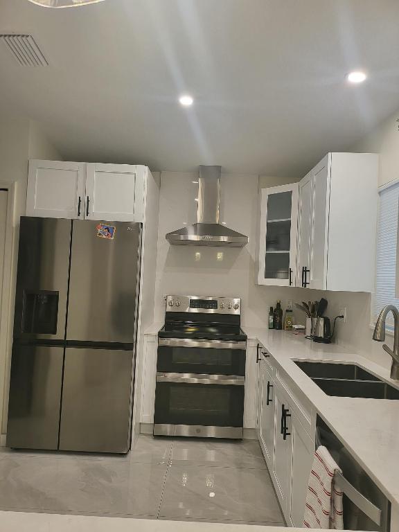 HAINLIN MILL ESTATES SEC 3 - Residential