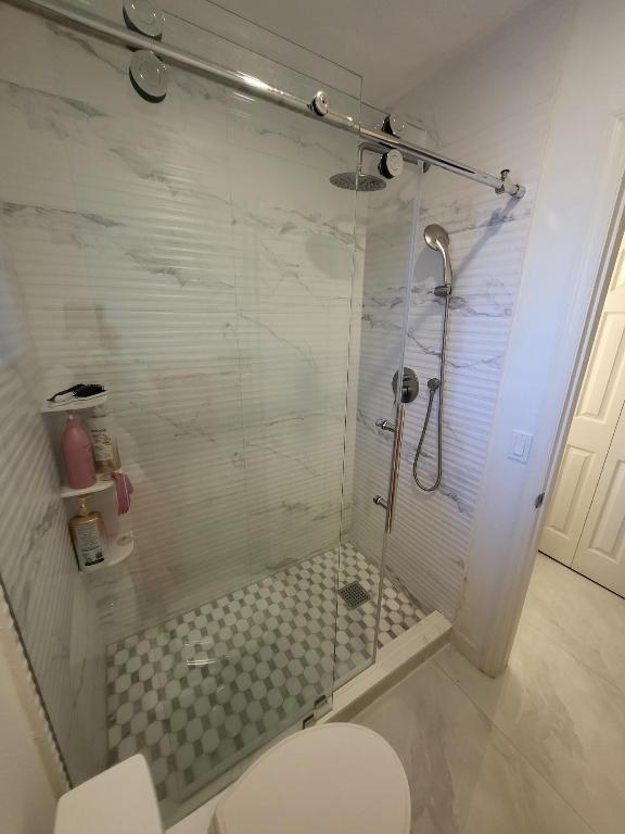 HAINLIN MILL ESTATES SEC 3 - Residential