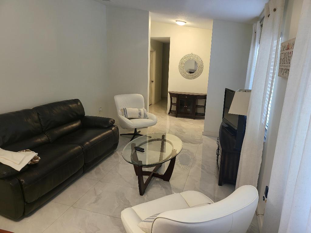 HAINLIN MILL ESTATES SEC 3 - Residential