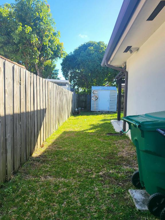 HAINLIN MILL ESTATES SEC 3 - Residential