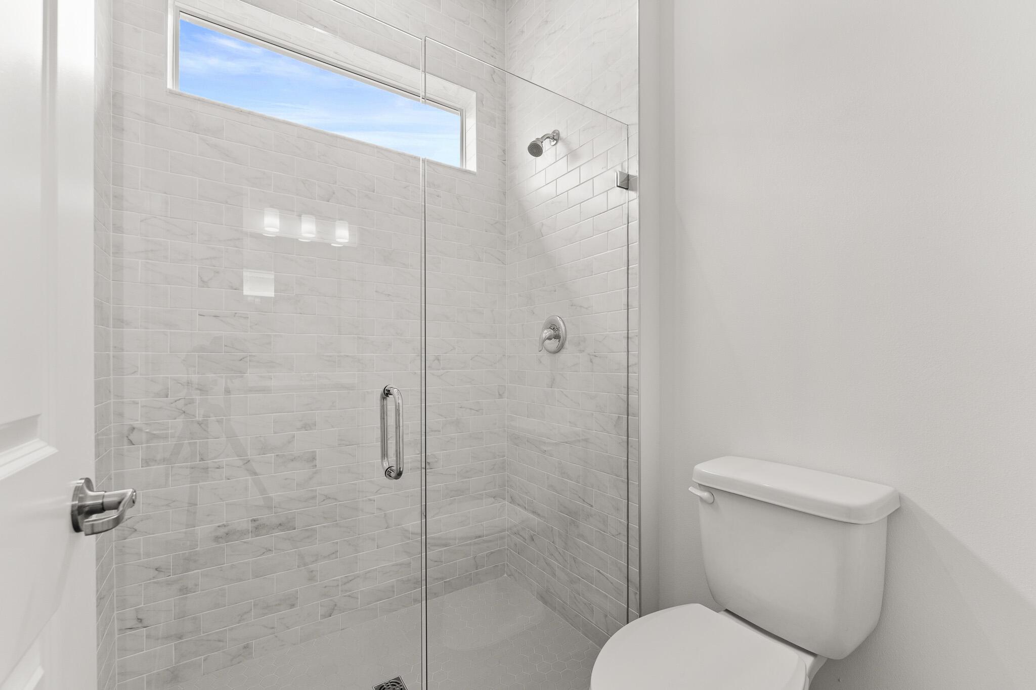 TELARO AT SOUTHERN GROVE - Residential