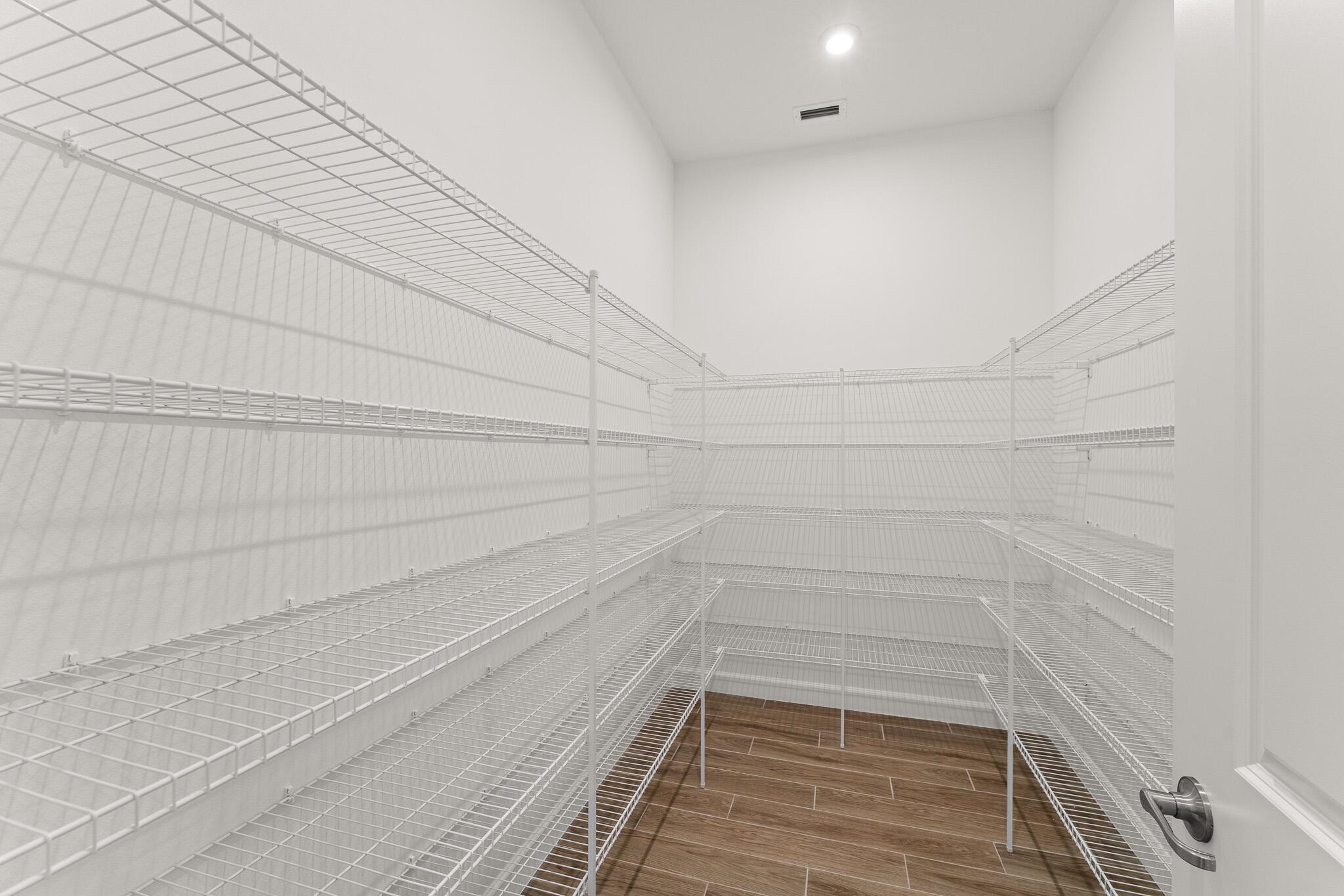 TELARO AT SOUTHERN GROVE - Residential