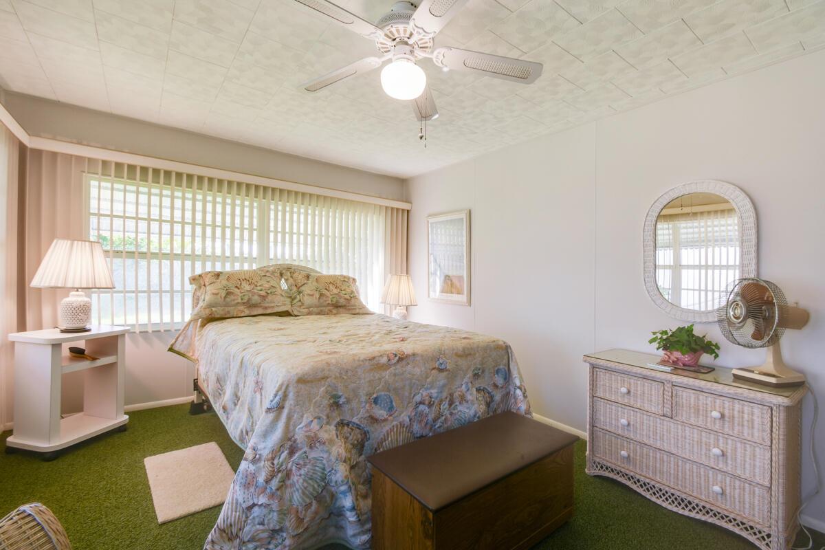 HIDDEN HARBOUR CONDO - Residential