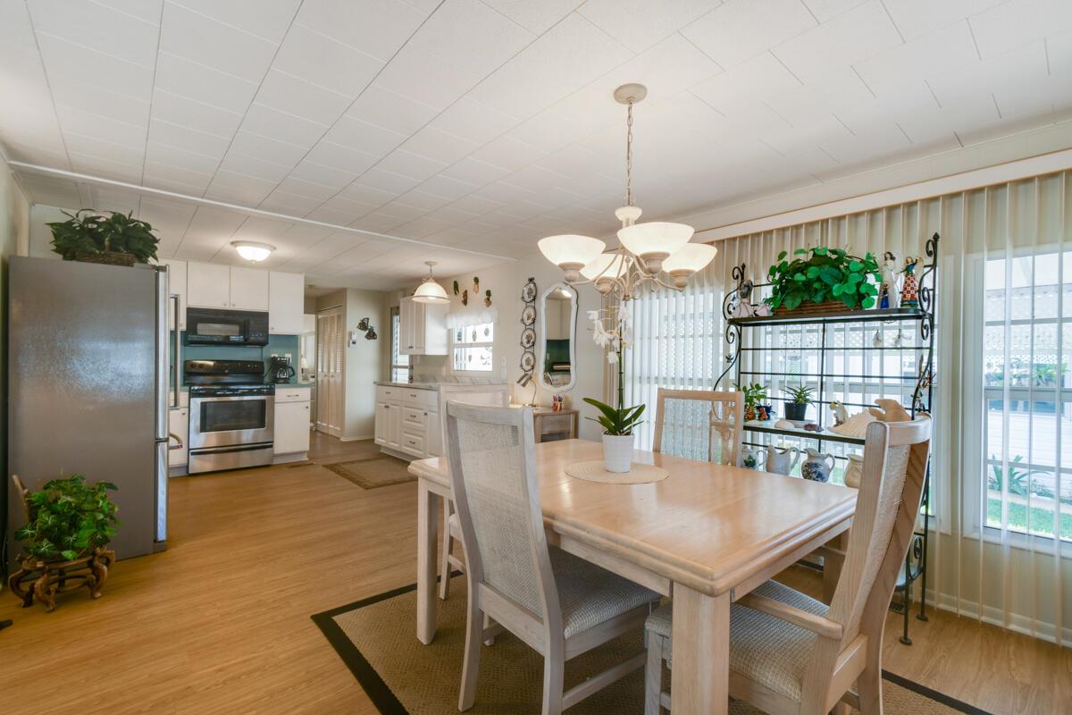 HIDDEN HARBOUR CONDO - Residential