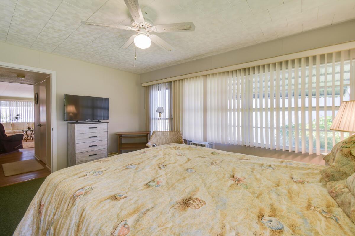 HIDDEN HARBOUR CONDO - Residential