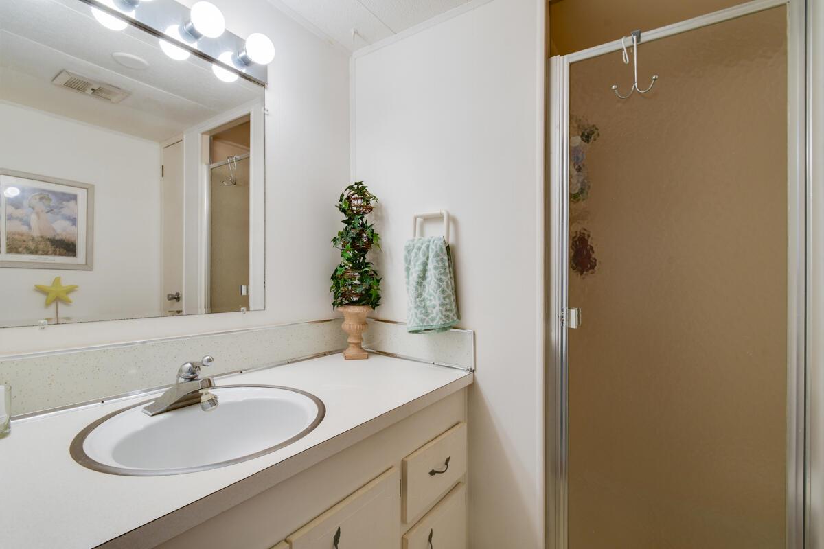 HIDDEN HARBOUR CONDO - Residential