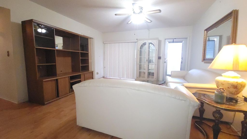 Photo of 48 Stratford D, West Palm Beach, FL 33417 (MLS # R11163212)