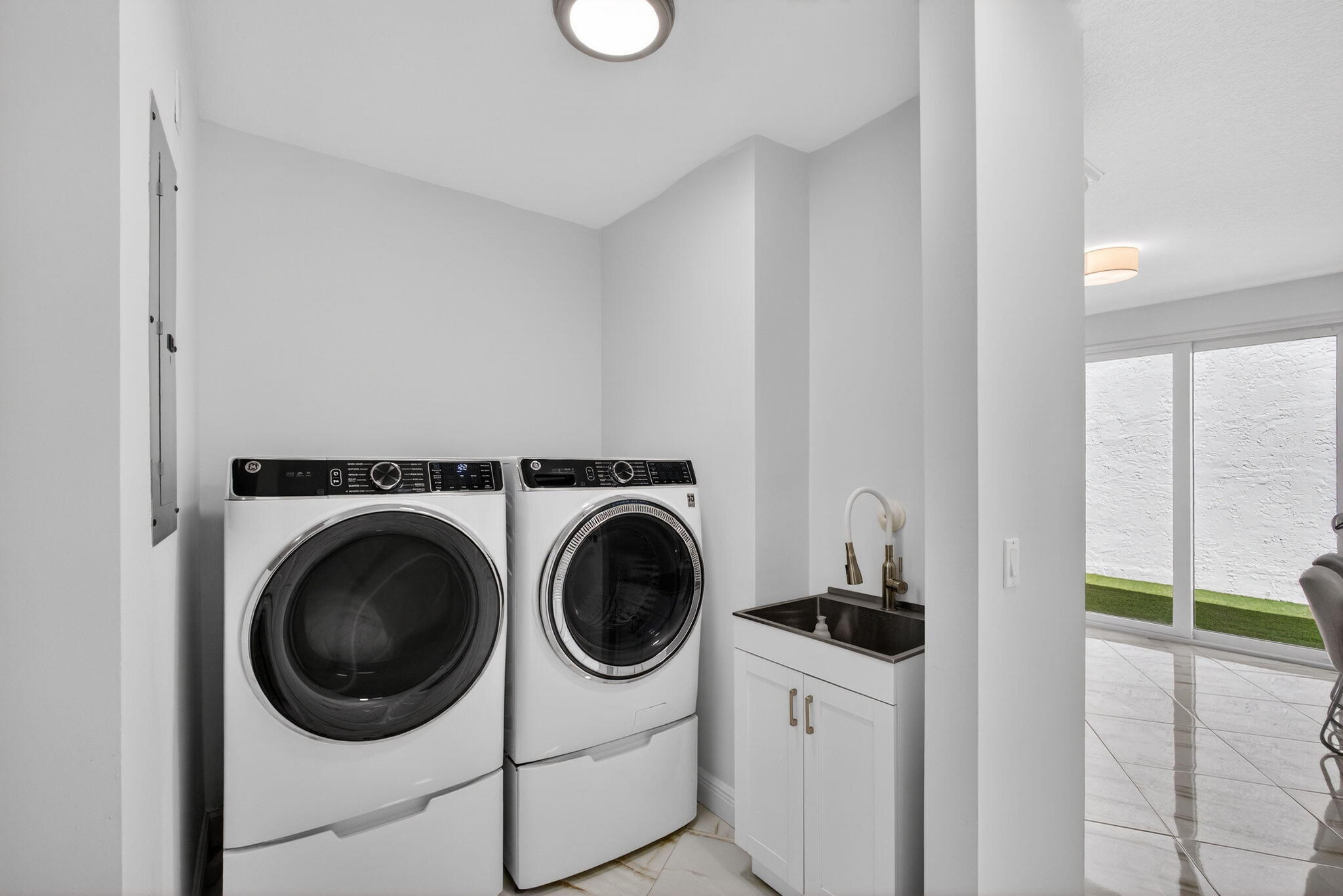 CLASSICS AT BEAR LAKES - Residential