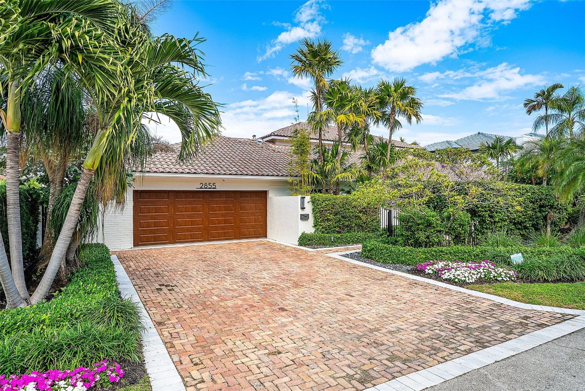 CORAL RIDGE COUNTRY CLUB - Residential