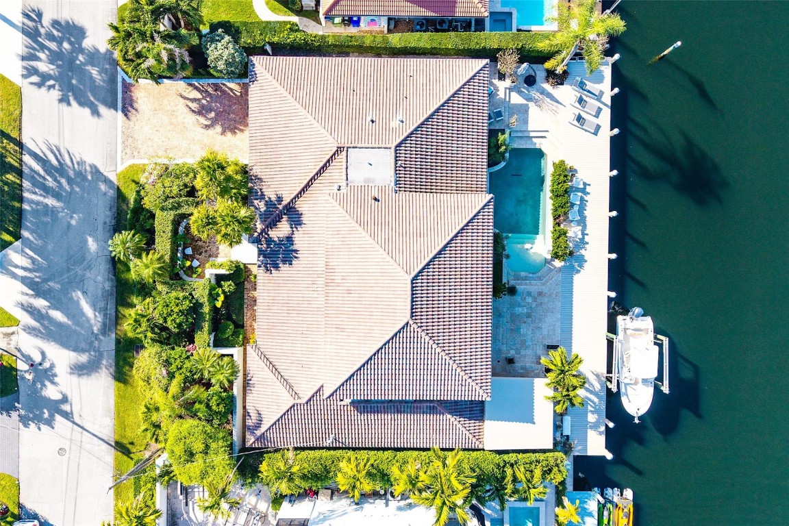 CORAL RIDGE COUNTRY CLUB - Residential