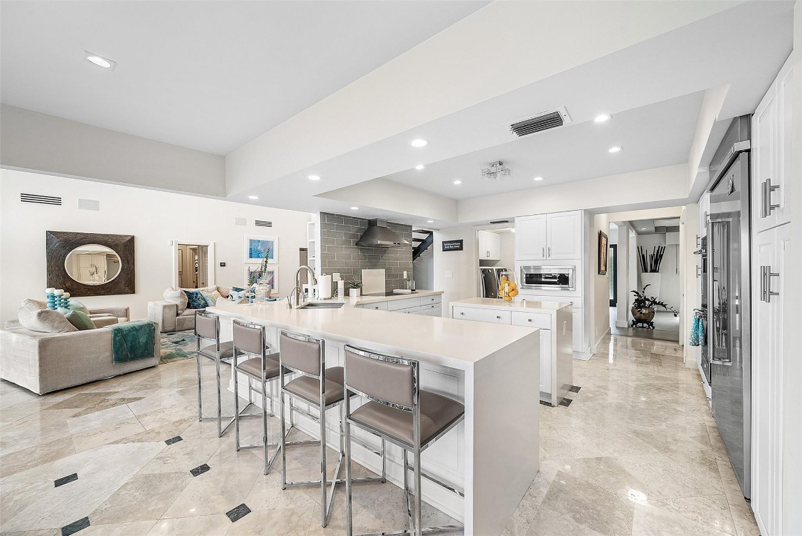 CORAL RIDGE COUNTRY CLUB - Residential