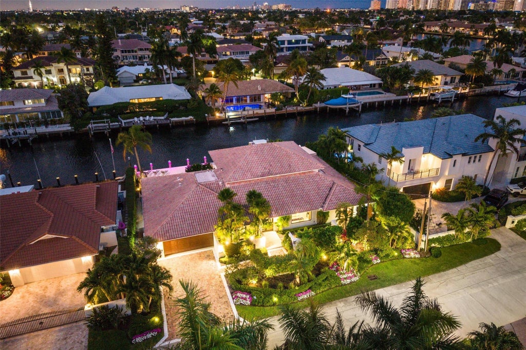 Photo of 2855 NE 35th Street, Fort Lauderdale, FL 33306 (MLS # F10543604)