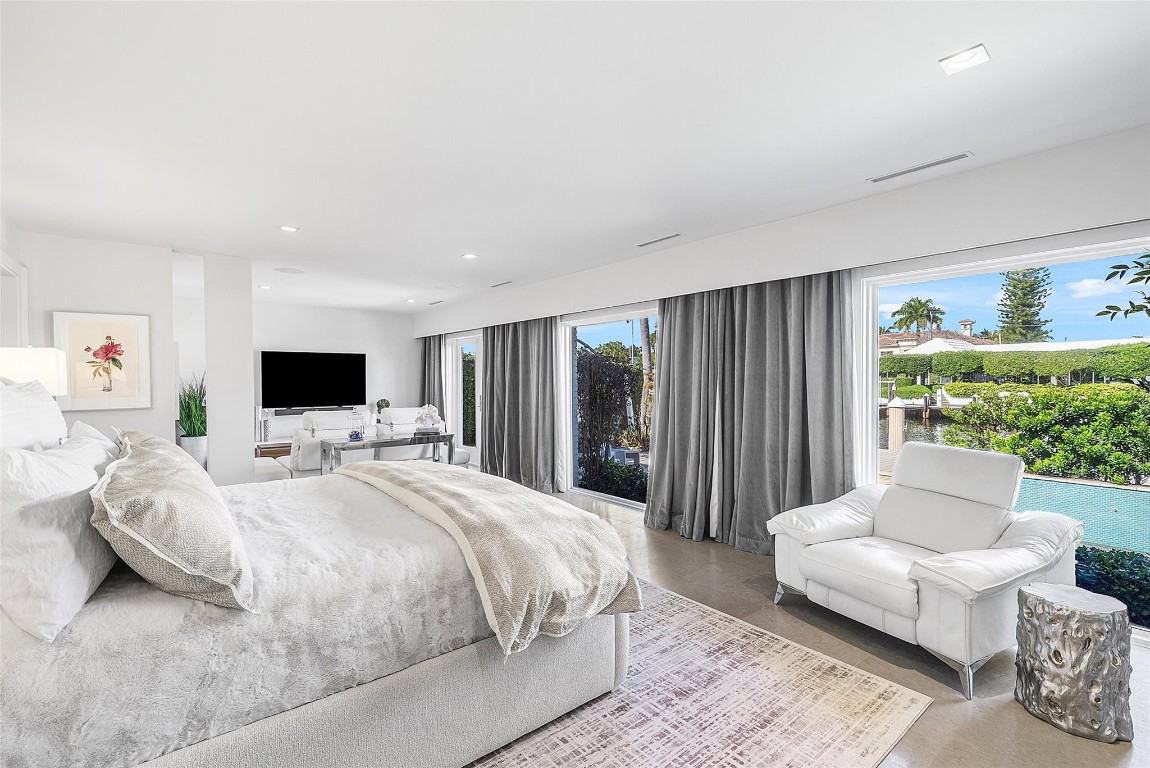 CORAL RIDGE COUNTRY CLUB - Residential