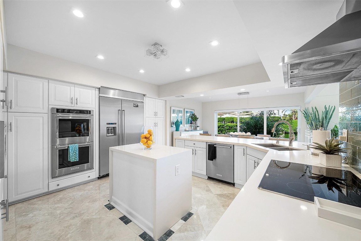 CORAL RIDGE COUNTRY CLUB - Residential