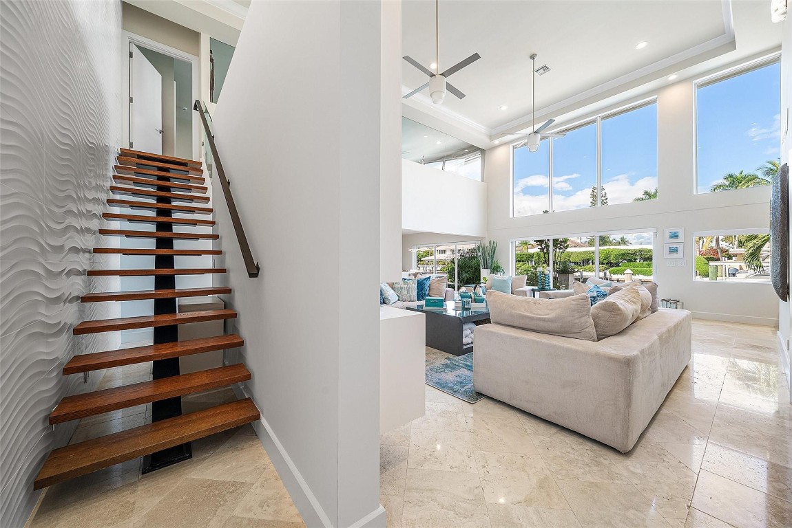 CORAL RIDGE COUNTRY CLUB - Residential