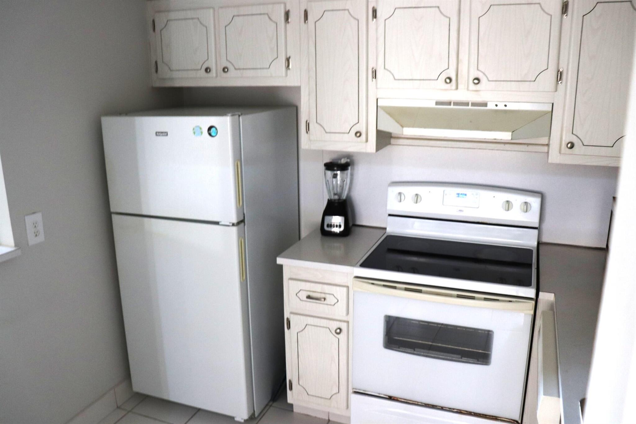 KINGS POINT BRITTANY COND - Residential