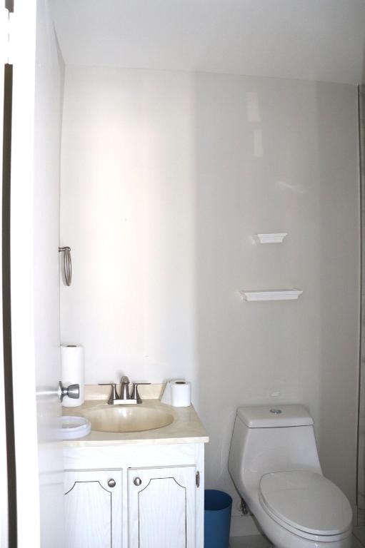 KINGS POINT BRITTANY COND - Residential