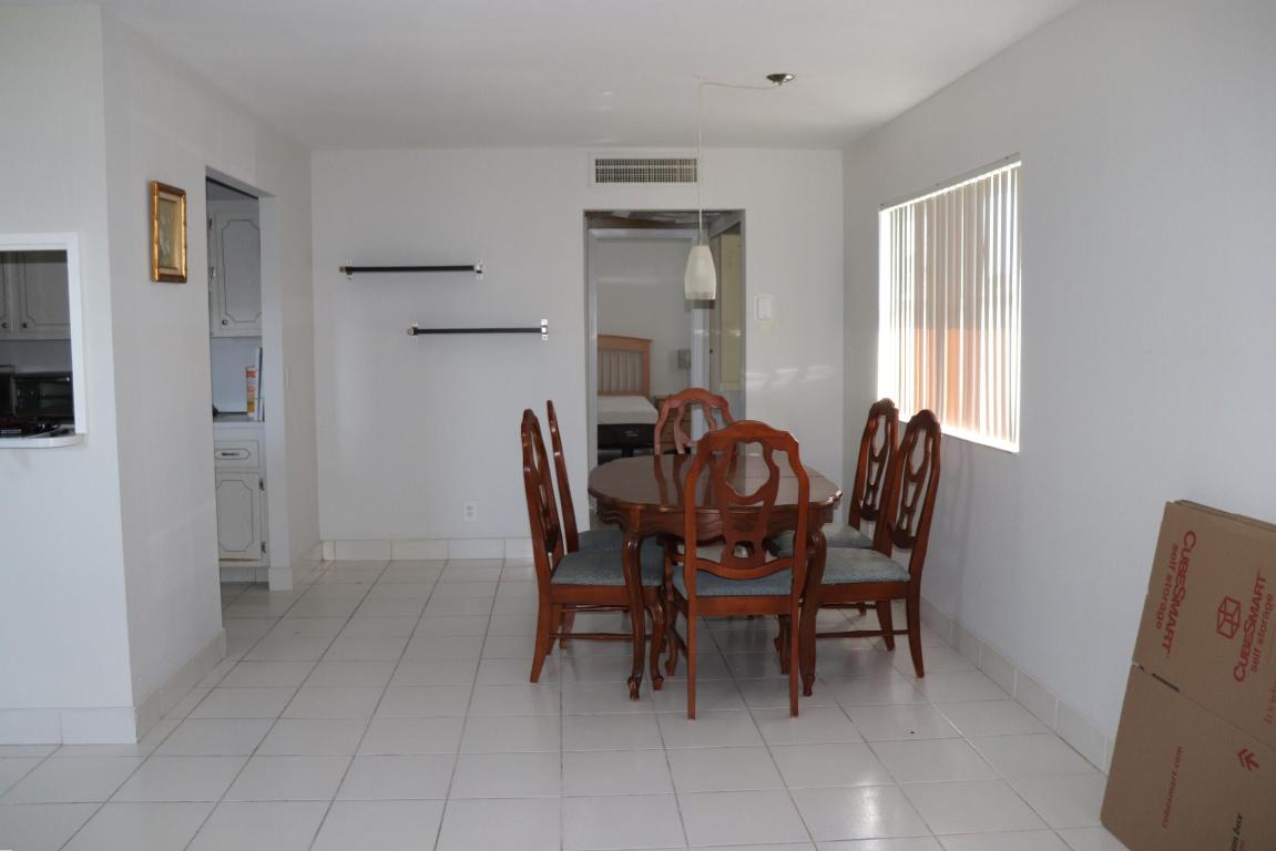 KINGS POINT BRITTANY COND - Residential