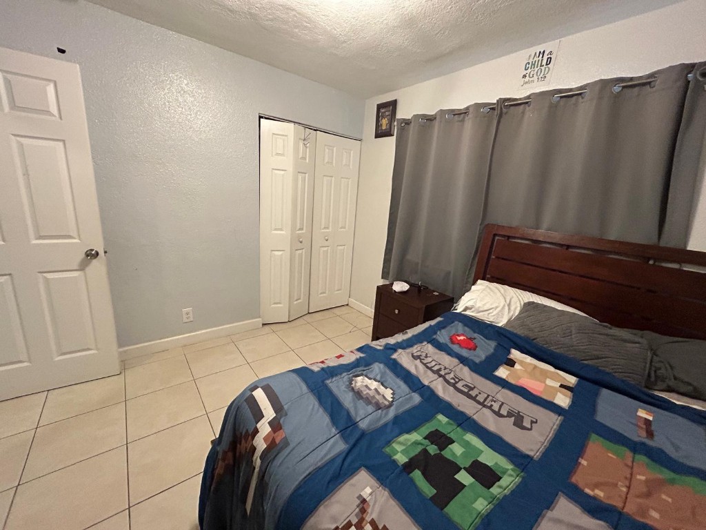 Broadview Country Club Es - Residential