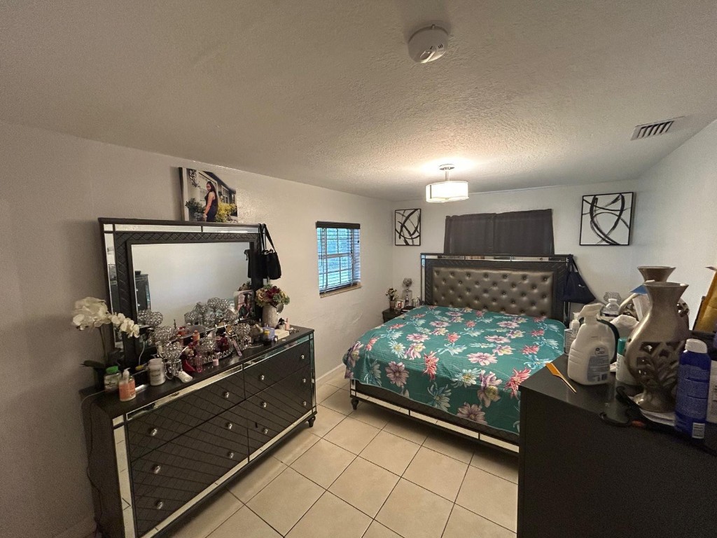 Broadview Country Club Es - Residential