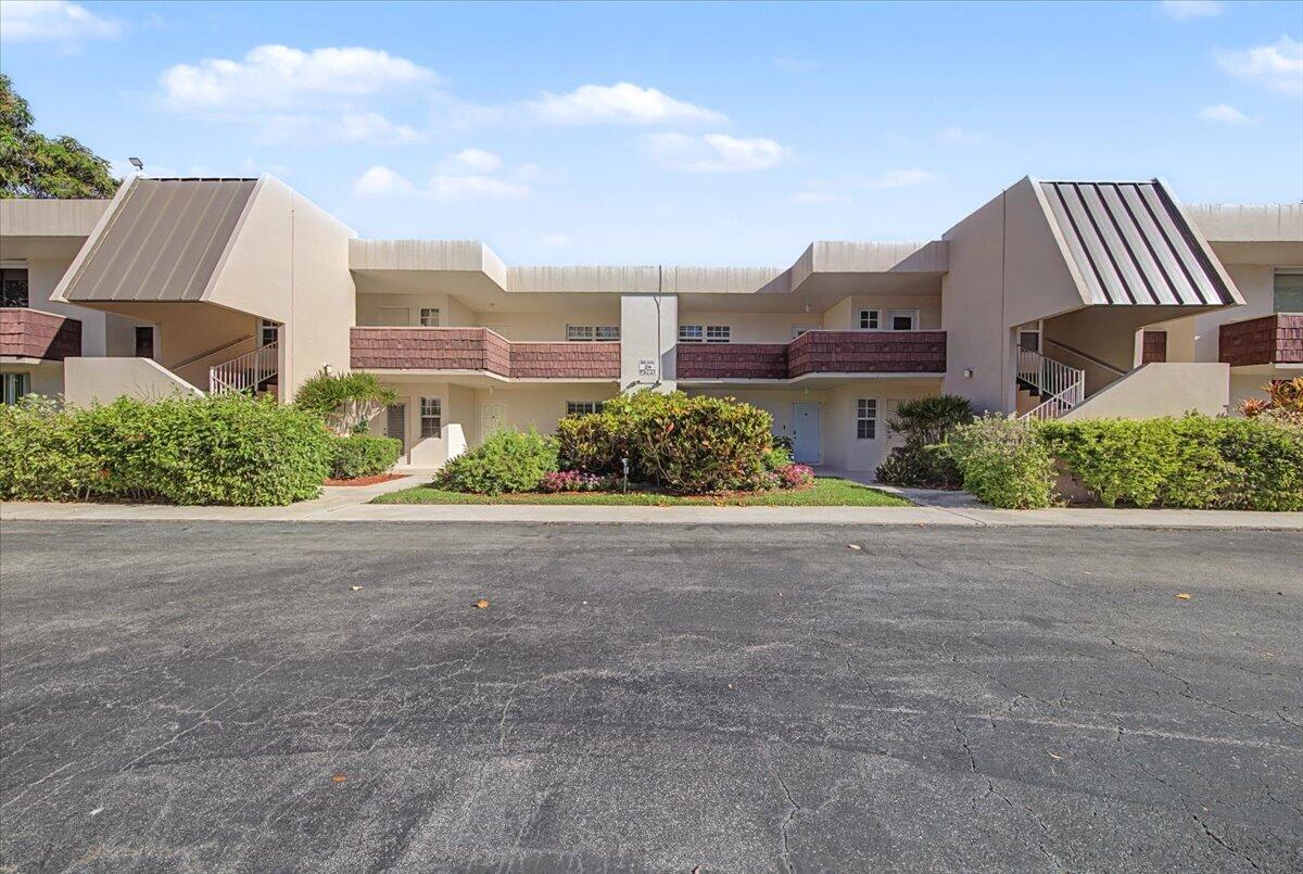 NO 3 PALM-AIRE COUNTRY CLUB - Residential Lease