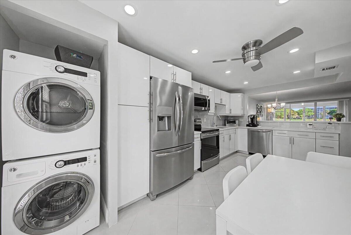 NO 3 PALM-AIRE COUNTRY CLUB - Residential Lease