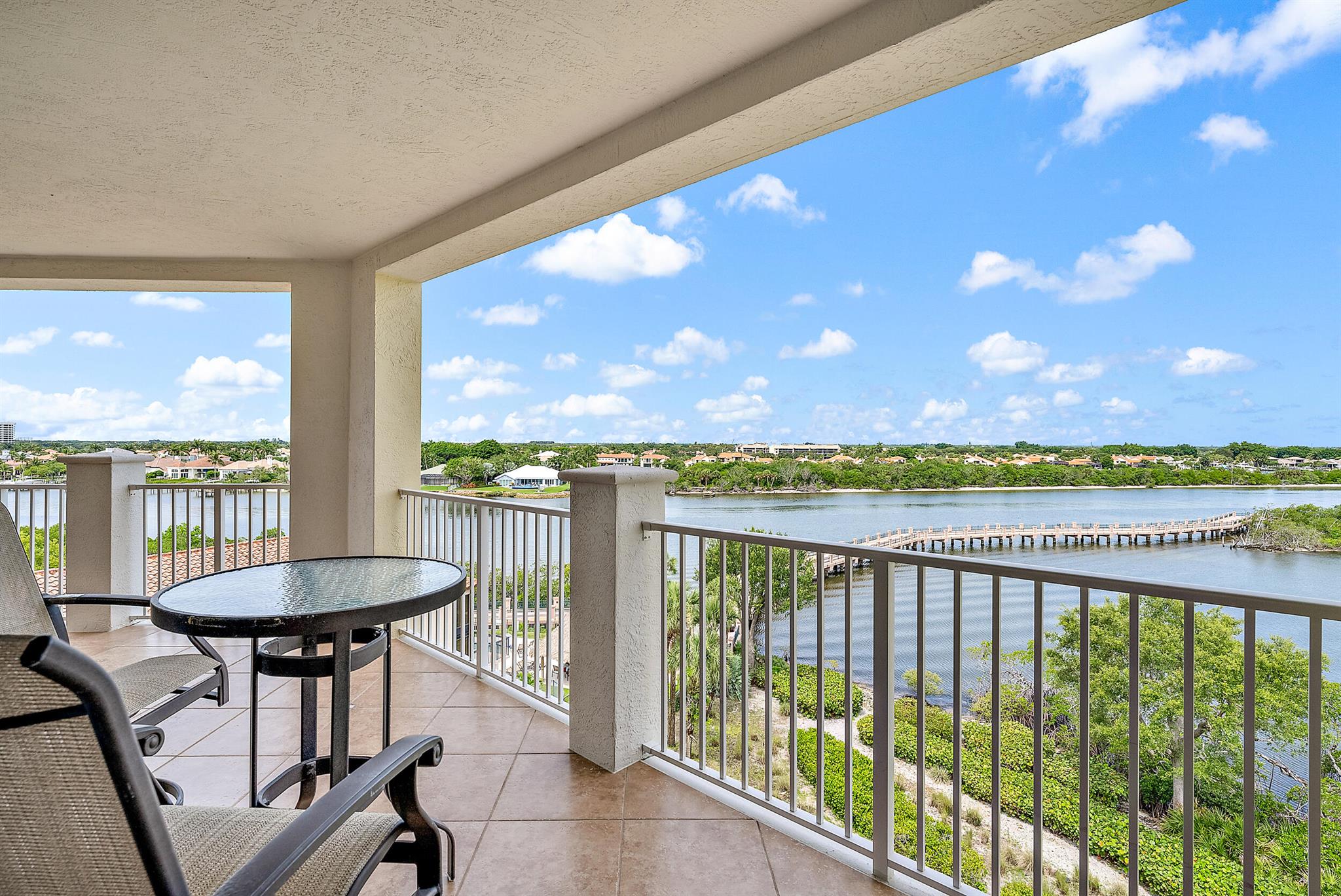 Jupiter Yacht Club - Residential