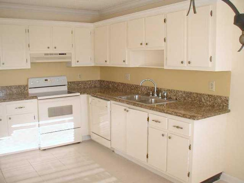Photo of 1341 NW 20th Avenue #201, Delray Beach, FL 33445 (MLS # R11063126)