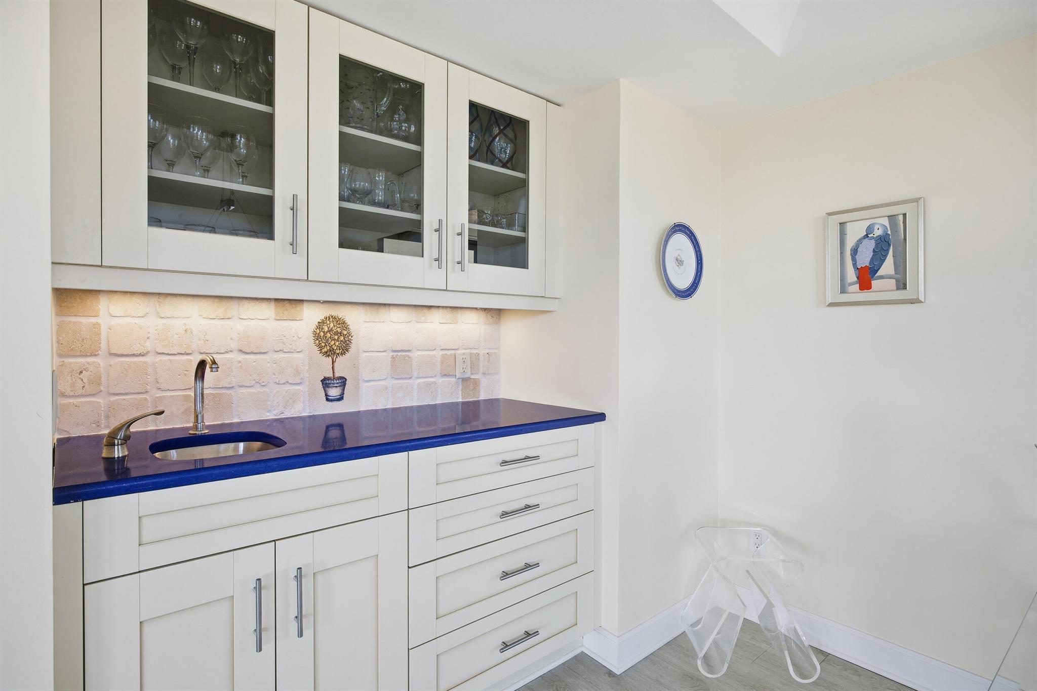 JIB CLUB CONDO - Residential