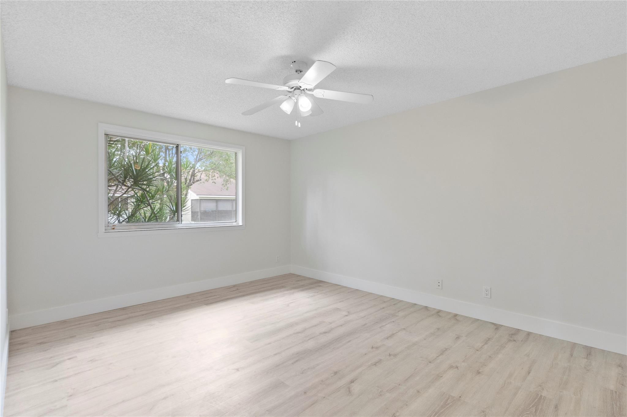 Gardens North #9 Condo - Residential Lease