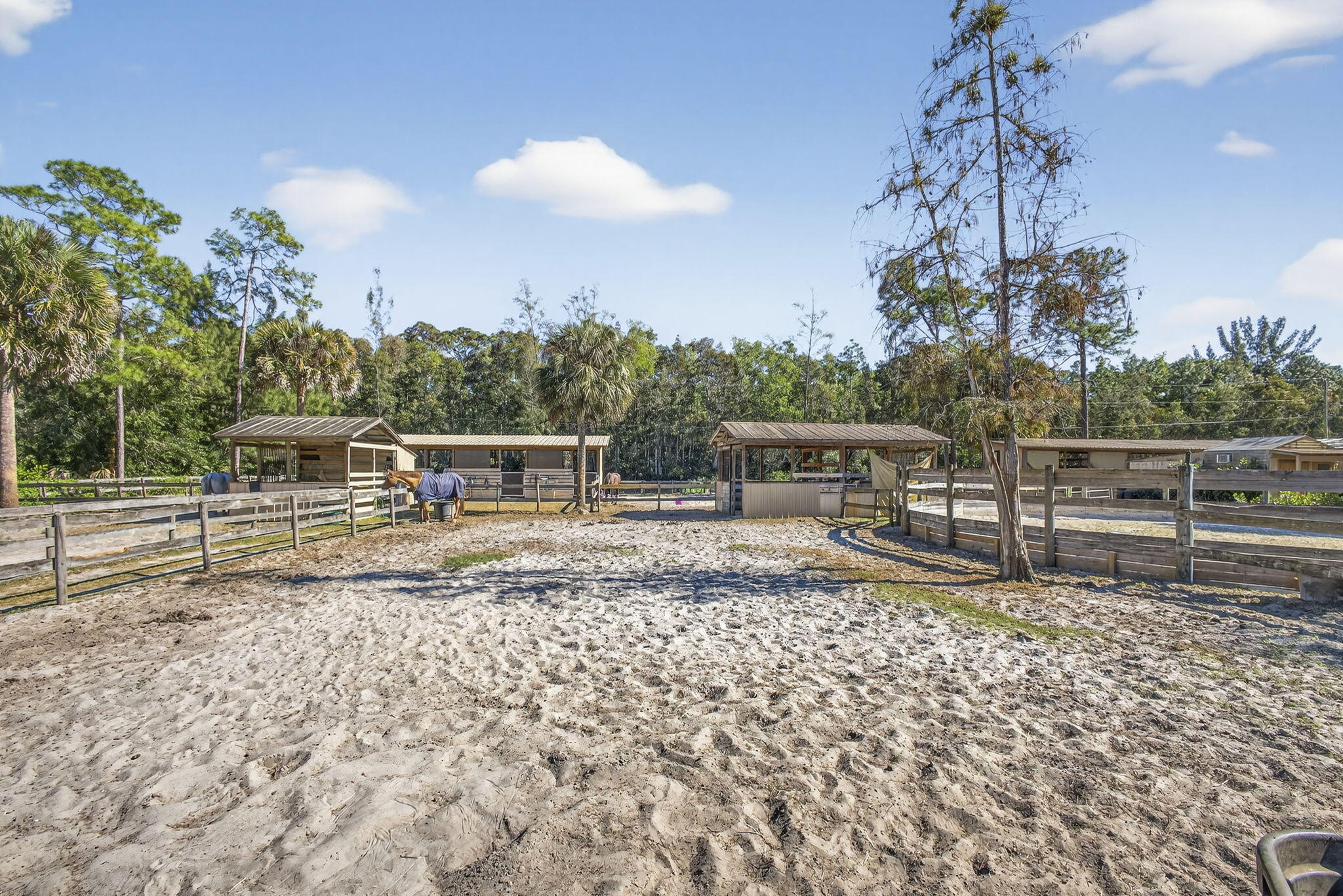 DEER RUN - Residential