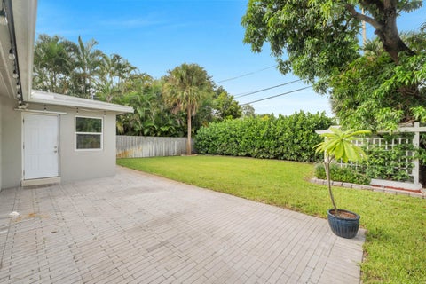 Tiny photo for 731 NE 49TH Street, Oakland Park, FL 33334 (MLS # B26087622)
